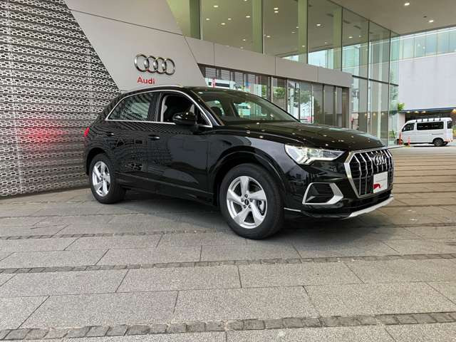 Q335 TFSI アドバンスド