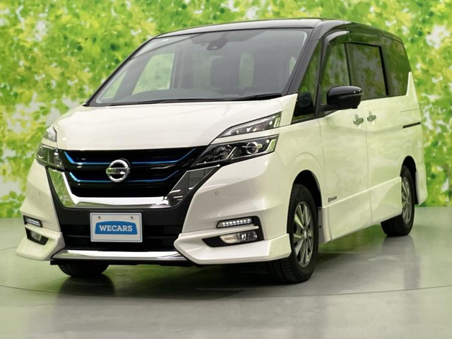 セレナ1.2 e-POWER ハイウェイスターV