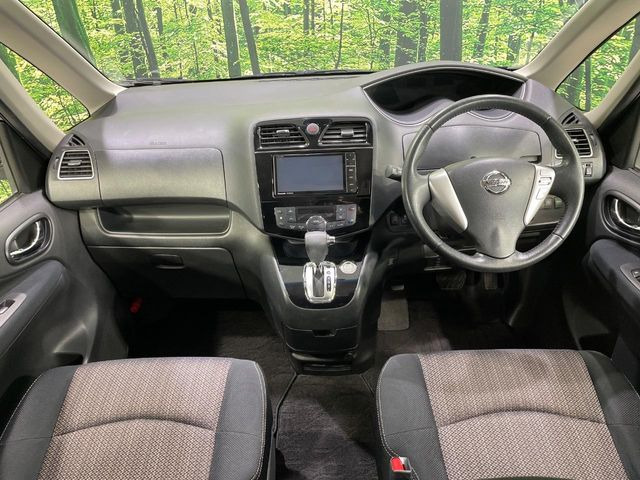 セレナ2.0 ハイウェイスター Vセレクション+Safety S-HYBRID
