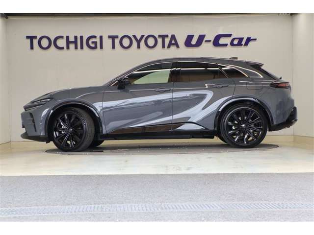クラウンスポーツ2.5 Z E-Four 4WD