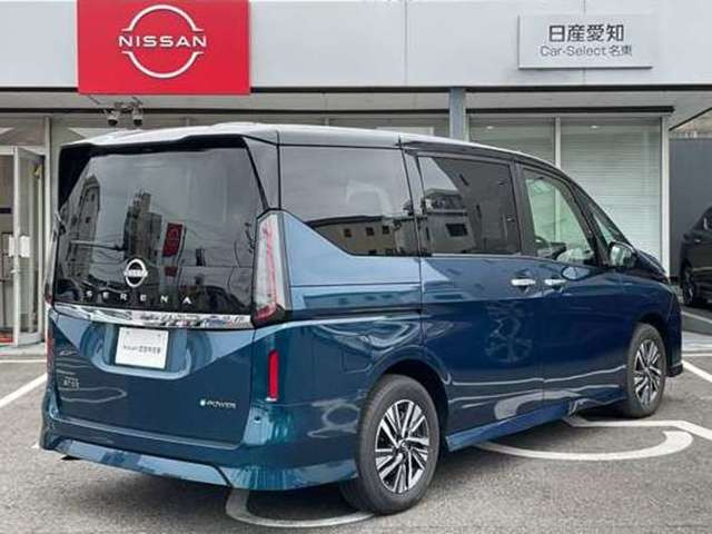 セレナ1.4 e-POWER ハイウェイスターV