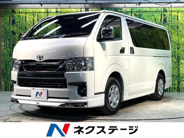 ハイエースバン