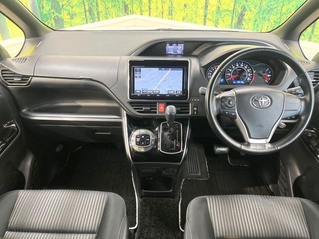 ヴォクシー2.0 ZS 煌