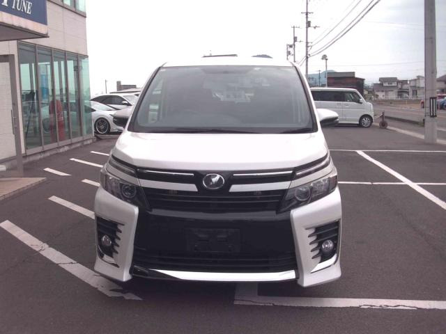 ヴォクシー2.0 ZS