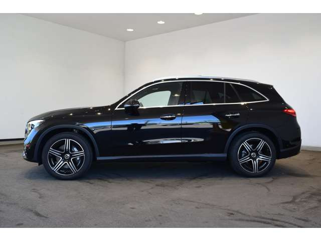 GLC220d 4マチック (ISG) AMGラインパッケージ  4WD