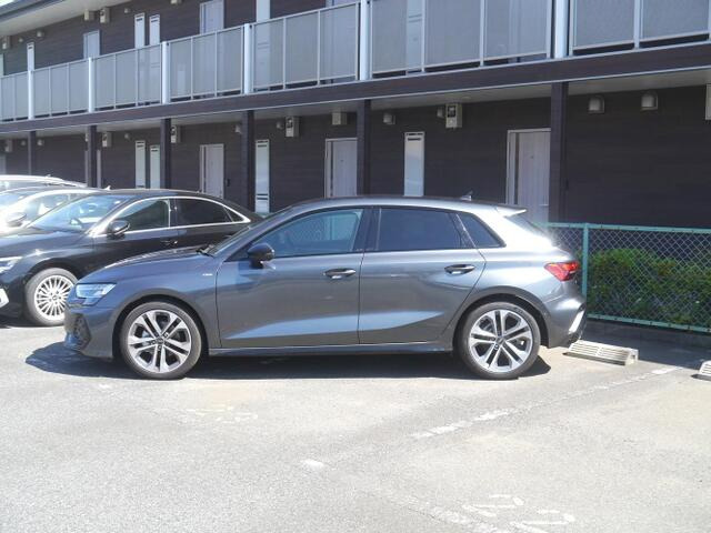 A3スポーツバック30 TFSI Sライン