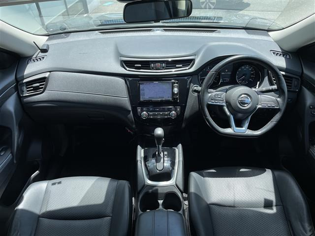 エクストレイル2.0 X 4WD