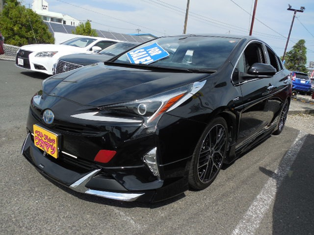 プリウス1.8 S