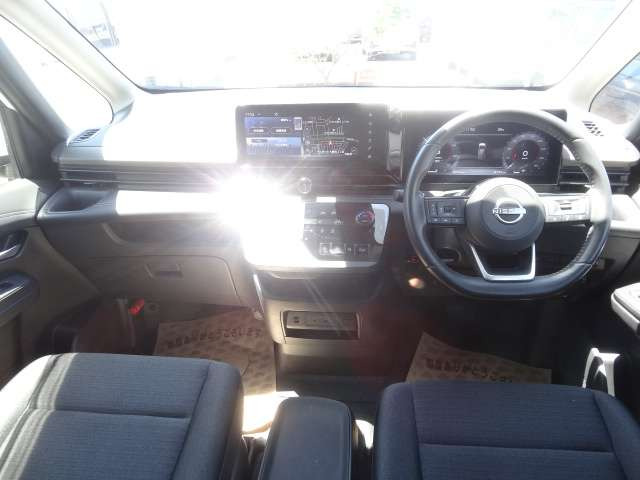 セレナ1.4 e-POWER ハイウェイスターV