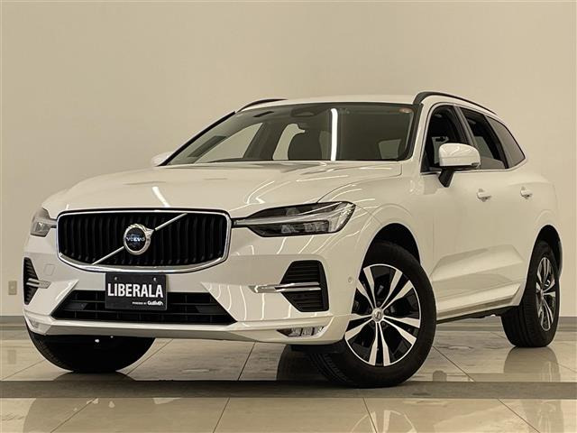 XC60B5 AWD モメンタム 4WD