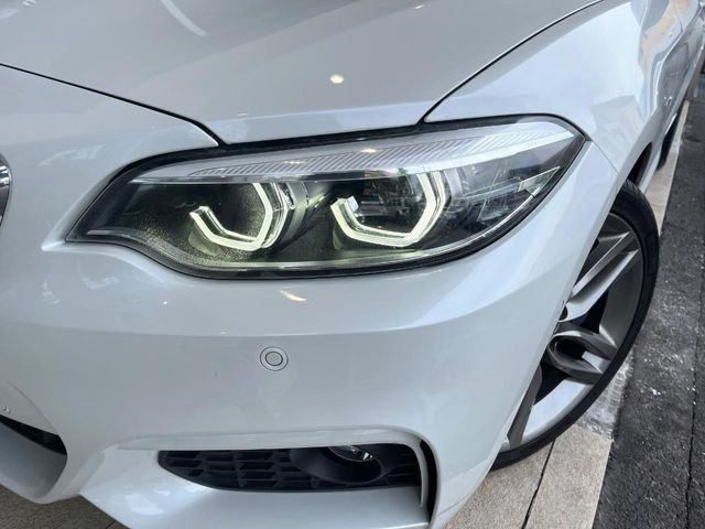 ��LED�w�b�h���C�g:��ԑ��s�����ǍD�Ȏ��E���m�ۂ����S���ĉ^�]�ł��鍂�P�xLED�w�b�h���C�g�𑕔�!�_�����x�������A����d�͂��}�����Ă��܂��B