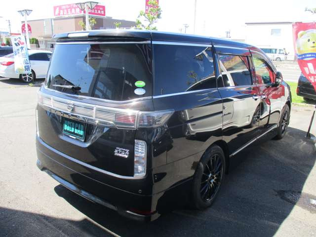 エルグランド2.5 250ハイウェイスターS アーバンクロム 4WD