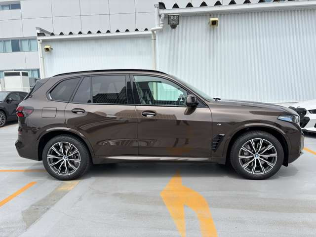 X5xドライブ 50e Mスポーツ 4WD