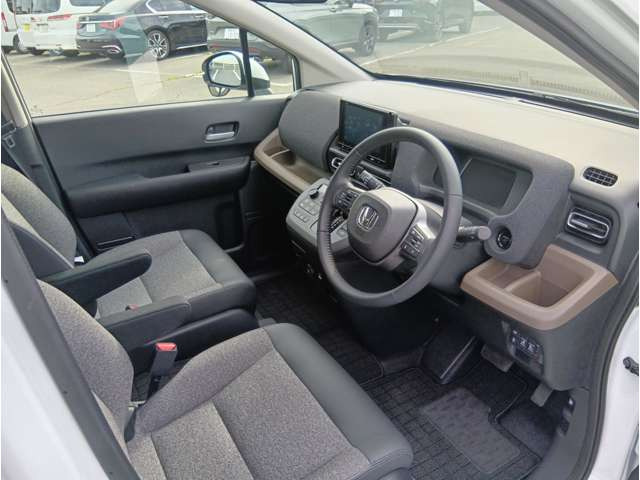 フリード1.5 e:HEV エアー EX 4WD