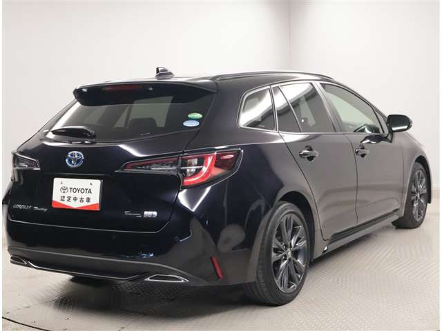 カローラツーリング1.8 ハイブリッド W×B E-Four 4WD