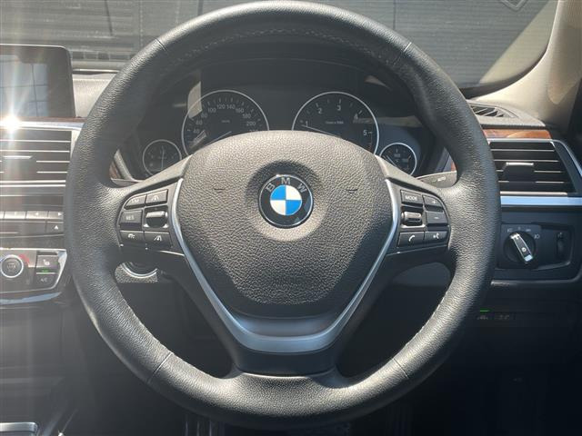 3シリーズセダン320d ラグジュアリー