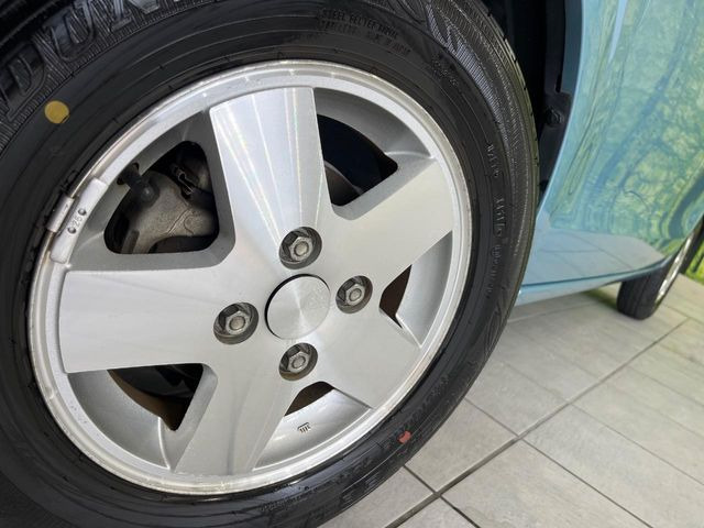 �y13�C���`�A���~�z�C�[���z�O�ςɃ}�b�`�����A���~�z�C�[���𑕒����Ă���܂��B�e��A���~�z�C�[����A�X�^�b�h���X�^�C�����戵�����Ă���܂��B���񂲑��k����������
