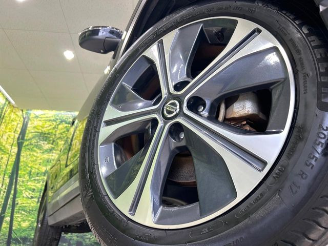 �y����17�C���`�A���~�z�C�[���z�O�ςɃ}�b�`���������A���~�z�C�[���𑕒����Ă���܂��B�e��ЊO�A���~�z�C�[����A�X�^�b�h���X�^�C�����戵�����Ă���܂��B���񂲑��k����������