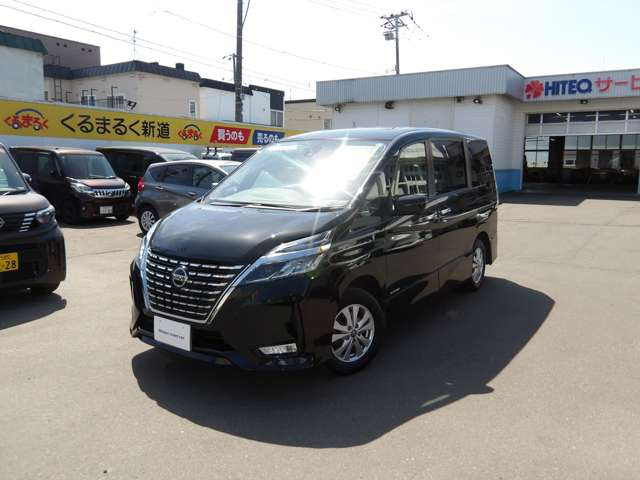 セレナ2.0 ハイウェイスターV 4WD