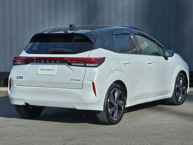 ノートオーラ1.2 G レザーエディション