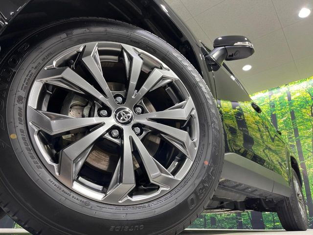 �y����18�C���`�A���~�z�C�[���z�O�ςɃ}�b�`���������A���~�z�C�[���𑕒����Ă���܂��B�e��ЊO�A���~�z�C�[����A�X�^�b�h���X�^�C�����戵�����Ă���܂��B���񂲑��k����������