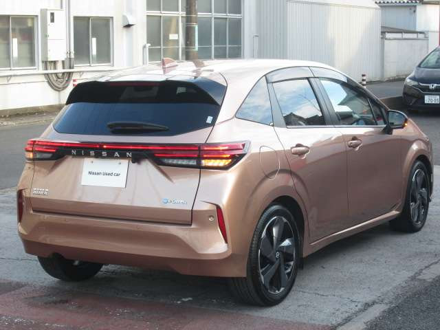 ノートオーラ1.2 G レザーエディション