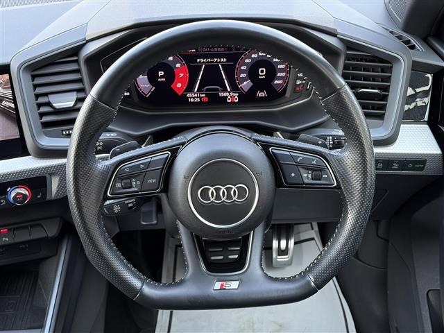 A1スポーツバック35 TFSI Sライン