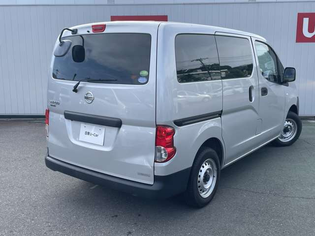 NV200バネットバン1.6 DX