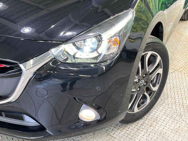 �w�b�h���C�g��e�[�������v&�A���~�z�C�[�����̊e��R�[�e�B���O���I�X�X�����Ă���܂��B�����Y�����̉��΂݂≘���}���A���ꂢ�ȏ�Ԃ������e�i���X���X�ŕۂĂ܂���