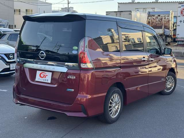 セレナ2.0 ハイウェイスター 4WD
