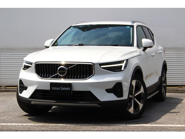 XC40ウルトラ B4 AWD 4WD