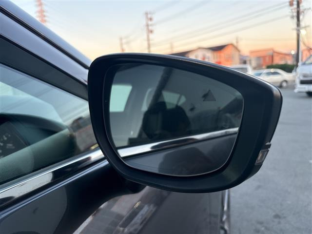 MAZDA3ファストバック2.0 20S Lパッケージ