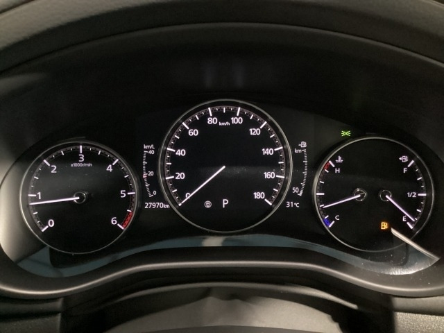 MAZDA3ファストバック1.8 XD プロアクティブ ツーリング セレクション  4WD