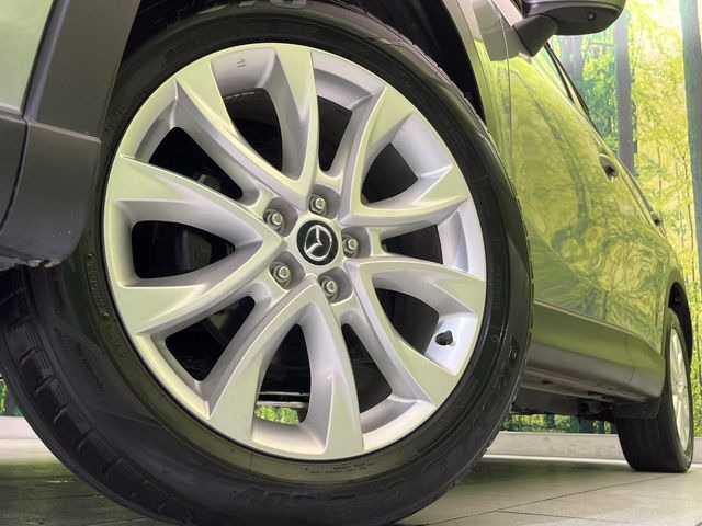 �y����19�C���`�A���~�z�C�[���z�O�ςɃ}�b�`���������A���~�z�C�[���𑕒����Ă���܂��B�e��ЊO�A���~�z�C�[����A�X�^�b�h���X�^�C�����戵�����Ă���܂��B���񂲑��k����������