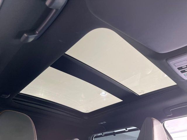 アウトランダーPHEV 2.4 P 4WD