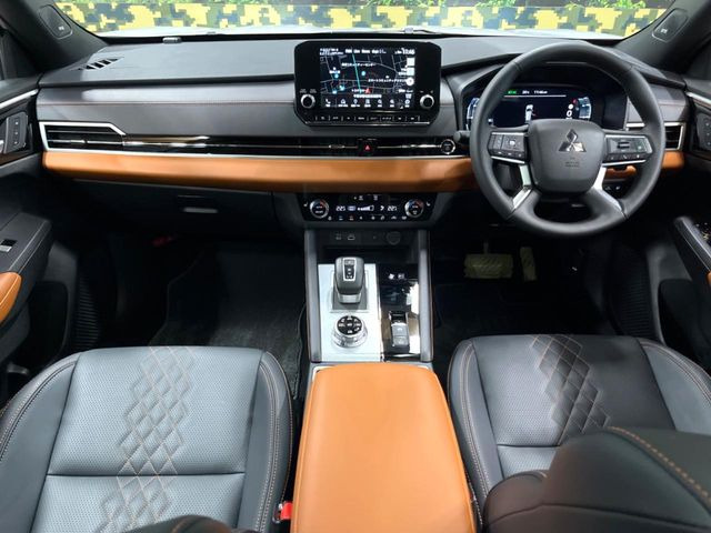 アウトランダーPHEV 2.4 P 4WD