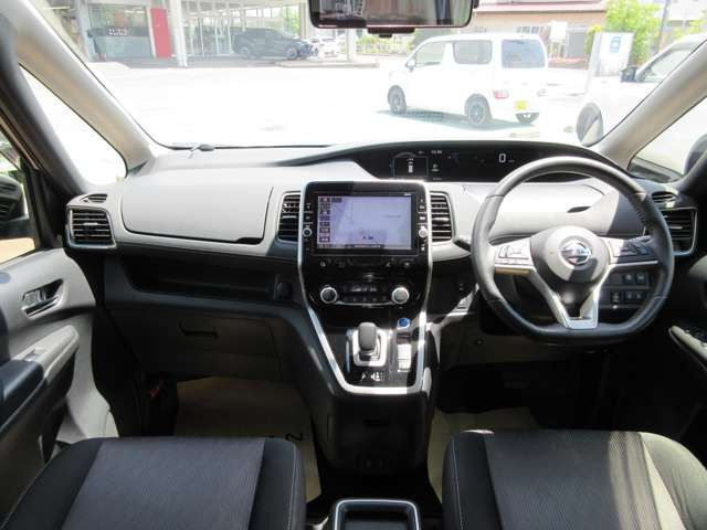 セレナ1.2 e-POWER ハイウェイスター