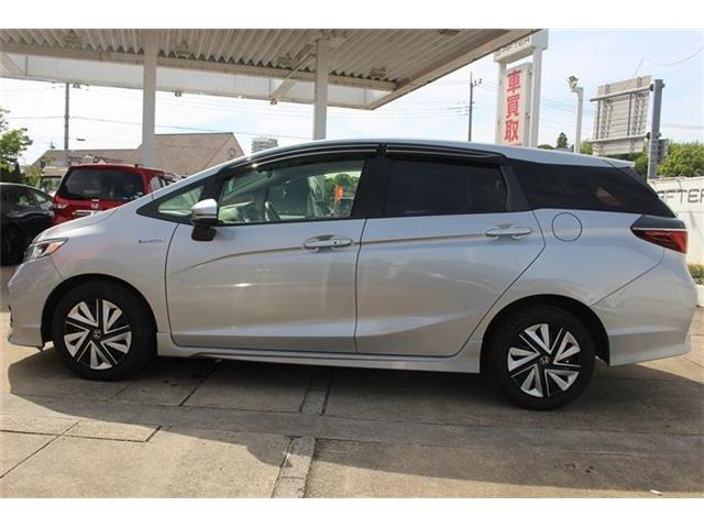 �̔��͂����X���������邨�q�l����ł��B���Ǝҗl�ւ̔̔��͂��f�肳���Ă��������܂��B�Ԍ������ԗ��̏ꍇ�́A�Ԍ����擾�������x�������z�ŕ\�����Ă���܂��B