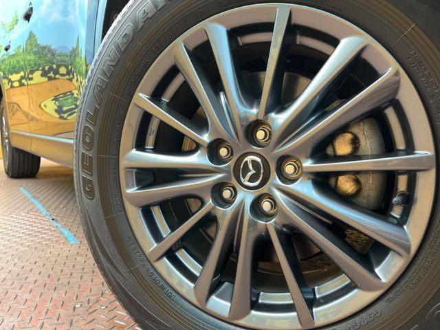 �y����17�C���`�A���~�z�C�[���z�O�ςɃ}�b�`���������A���~�z�C�[���𑕒����Ă���܂��B�e��ЊO�A���~�z�C�[����A�X�^�b�h���X�^�C�����戵�����Ă���܂��B���񂲑��k������