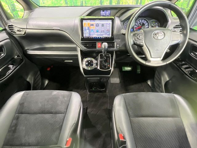 ヴォクシー2.0 ZS 煌III