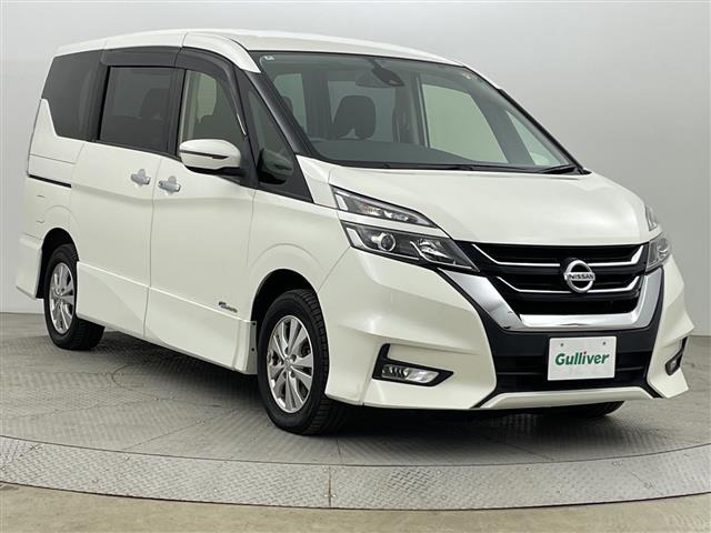 セレナ2.0 ハイウェイスター 4WD