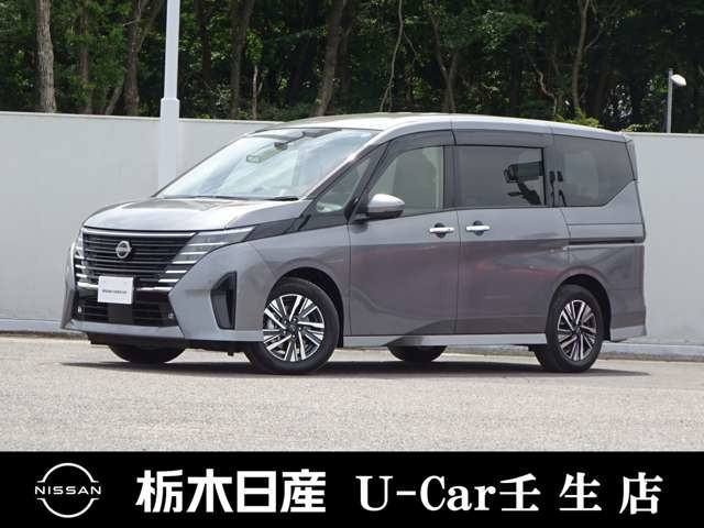 セレナ1.4 e-POWER ハイウェイスターV