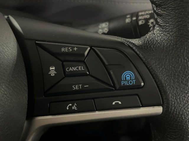 セレナ1.2 e-POWER ハイウェイスターV