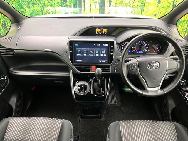 ヴォクシー2.0 ZS 煌
