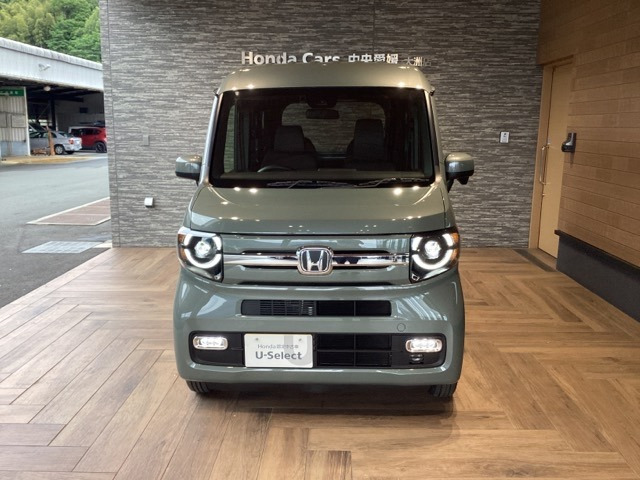 N-VANファン ターボ 4WD