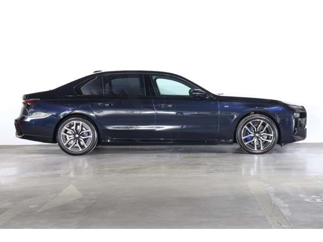 7シリーズ740d xドライブ Mスポーツ 4WD