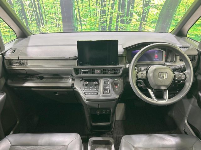 ステップワゴン2.0 e:HEV スパーダ