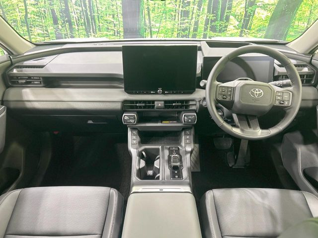 RAV42.5 Z E-Four 4WD