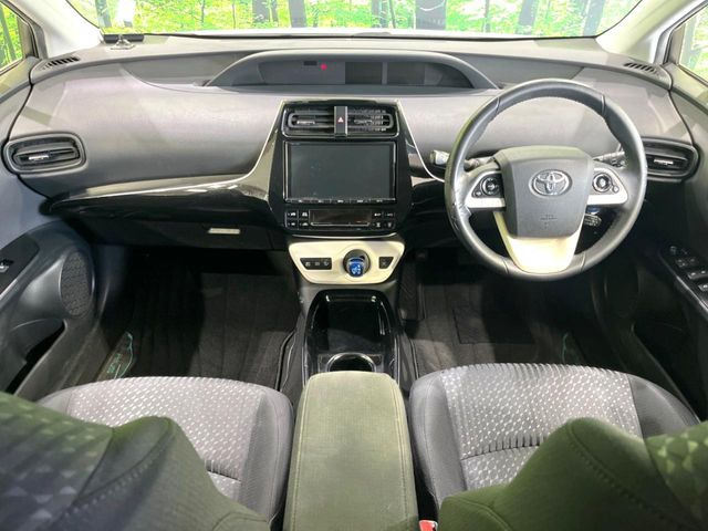 プリウス1.8 S セーフティ プラス