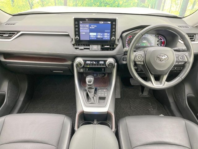 RAV42.0 G 4WD